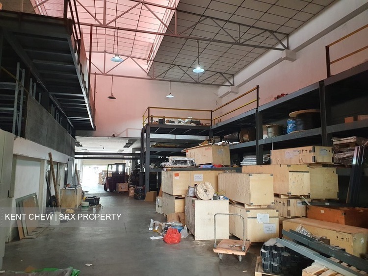 Loyang drive (D17), Factory #307279021